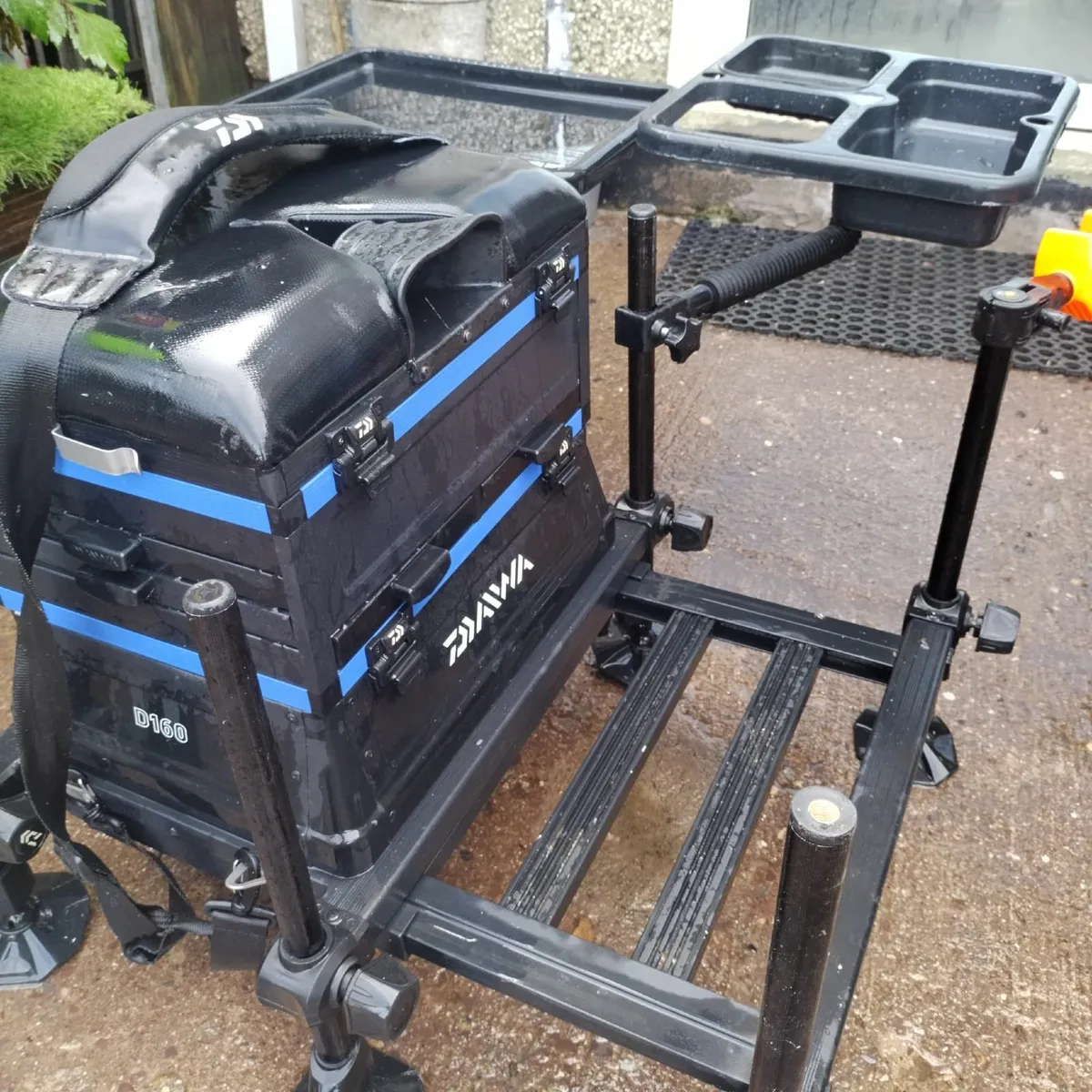 Fishing seat box - Image 4