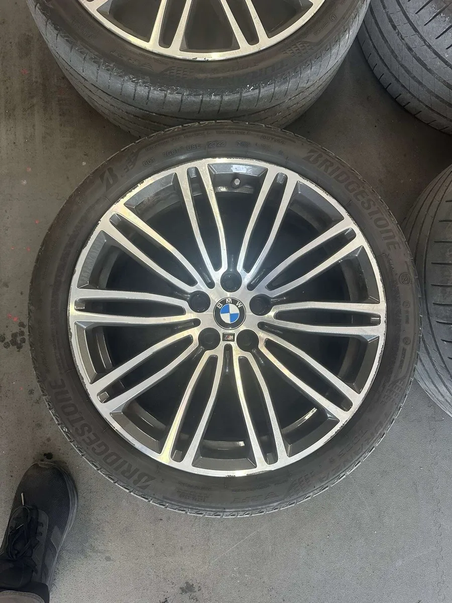 Genuine BMW G30 19” Alloys - Image 3