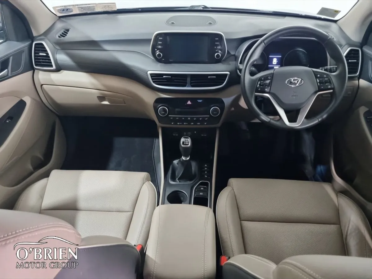 Hyundai Tucson 2WD Executive Mild Hybrid - Image 2