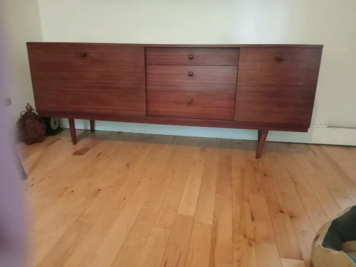 teak sideboard by avalon - Image 1
