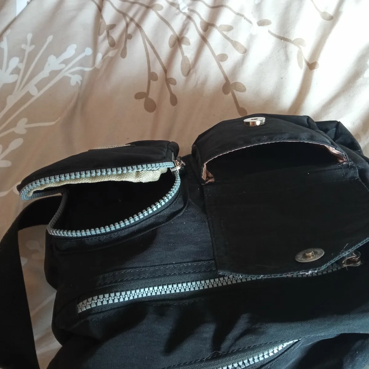 Ladies Handbag - Image 4