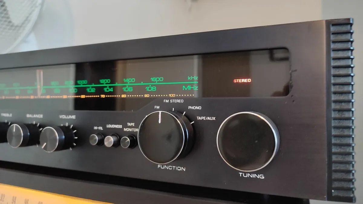 ROTEL RX-202 Mk2  Receiver/Amplifier.VGC. Serviced - Image 2