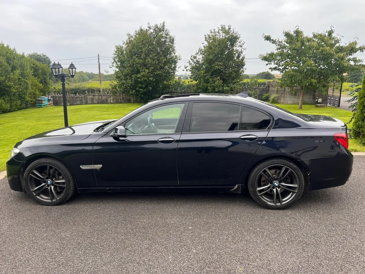 Bmw 730 M Sport - Image 4