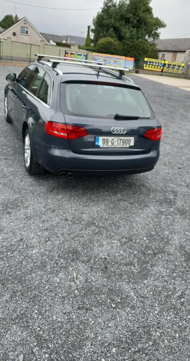 09 Audi A4 2.0tdi Estate. €1900 - Image 3
