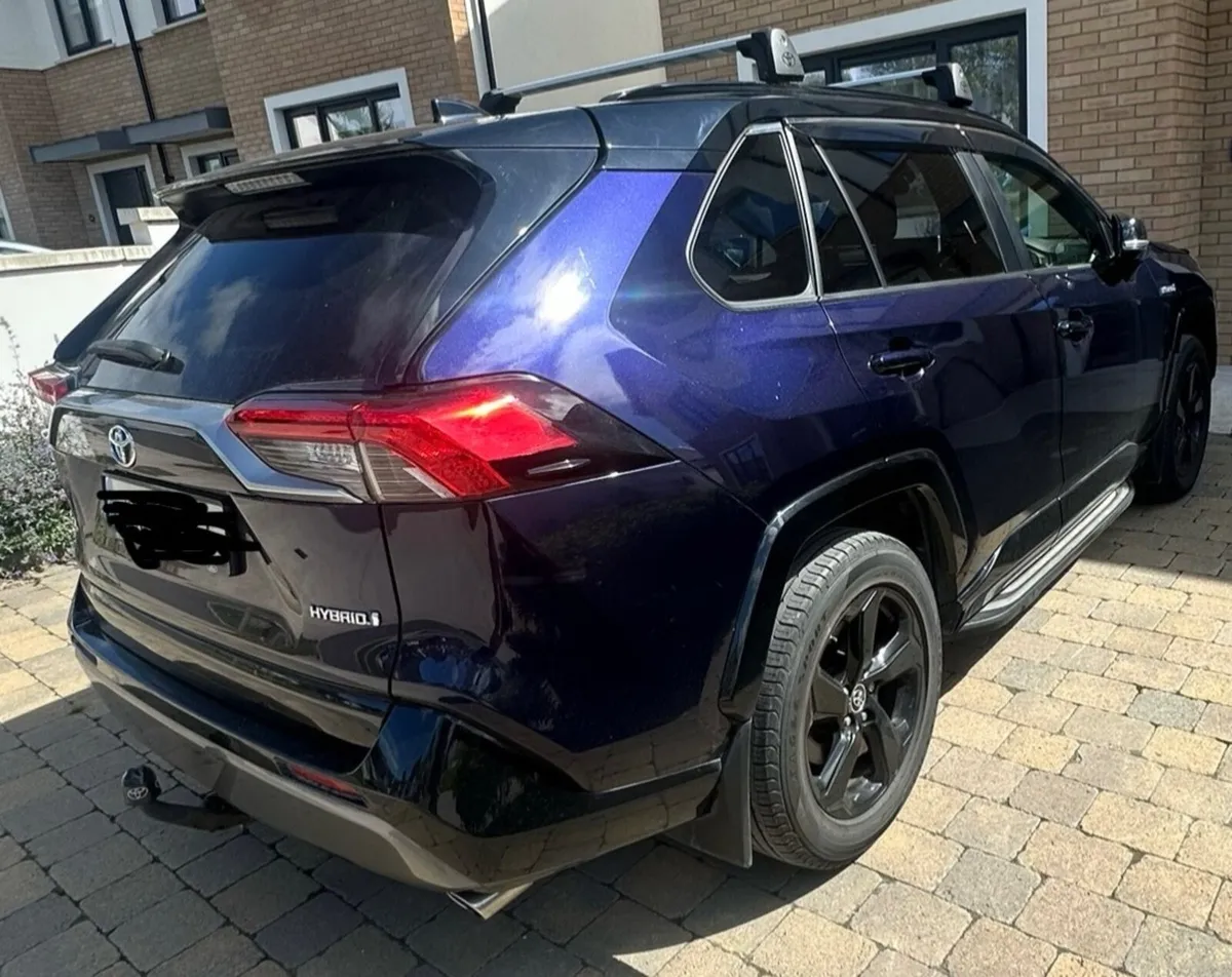 Toyota RAV4 Hybrid Sport - Image 4