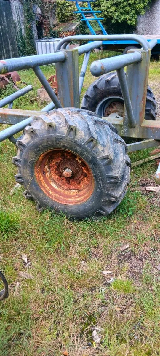 Bale trailer - Image 4