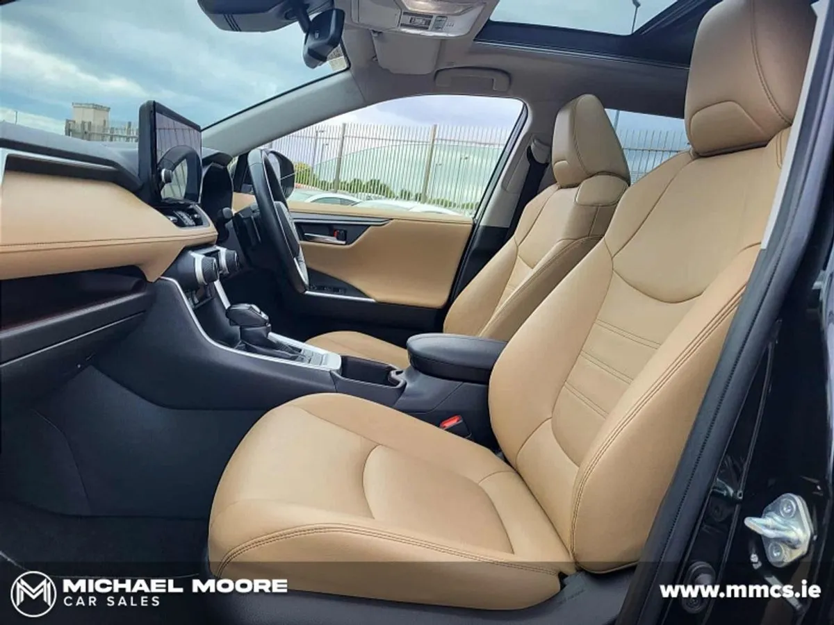 Toyota Rav4 2.5 Petrol- Hybrid Platinum 2WD Auto - Image 4