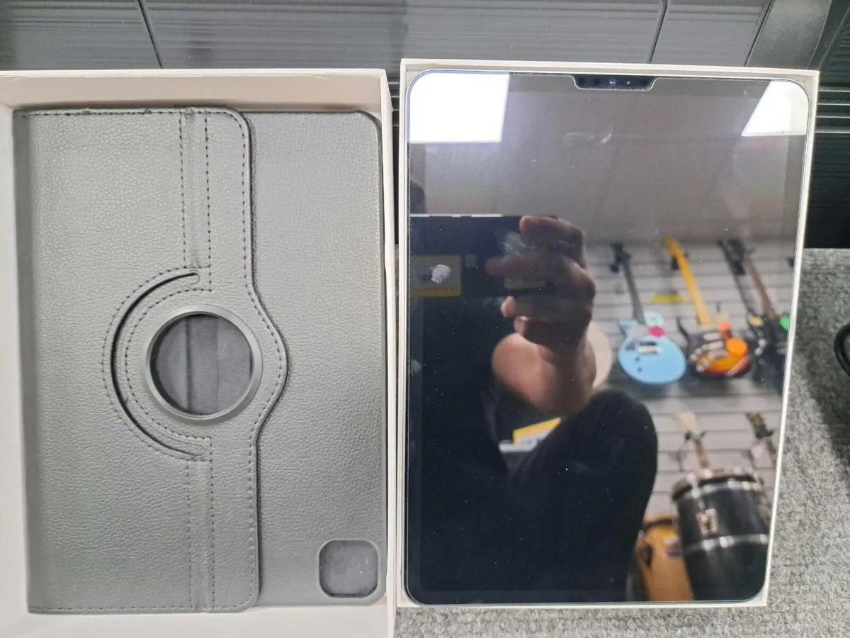 IPAD PRO APPLE  4TH GENERATION - Image 2