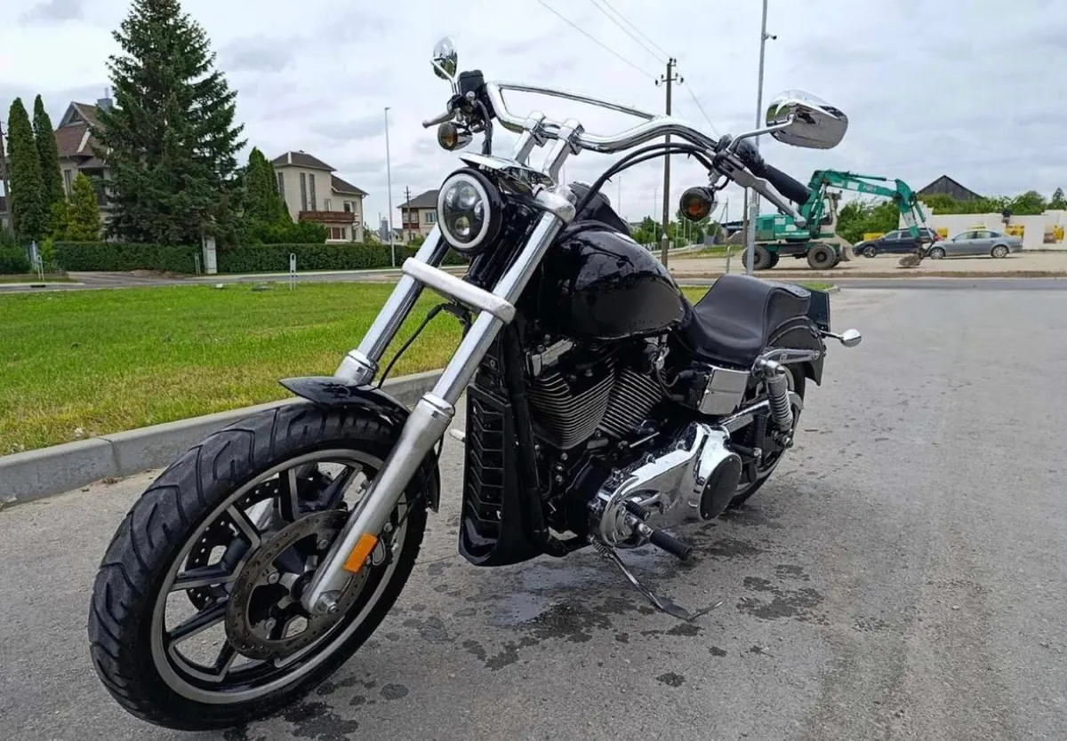 Harley Davidson low rider 🖤 - Image 1