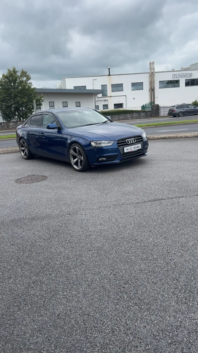 Audi a4 - Image 1