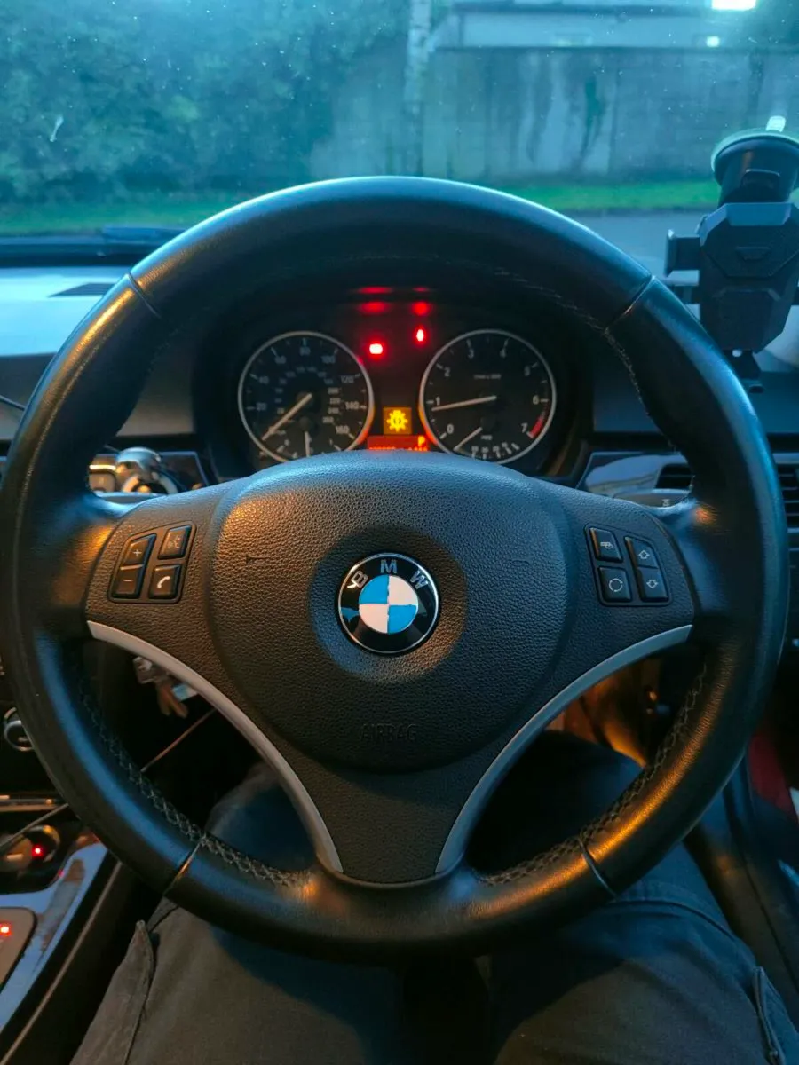 2011 318i (engine work needed) pending, - Image 2