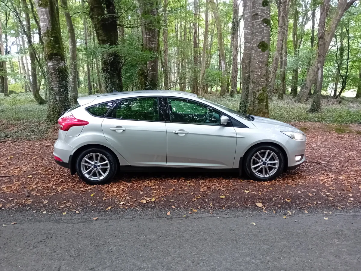 152 FORD FOCUS 1.6 TDCI STYLE 5 DOOR HATCHBACK - Image 4
