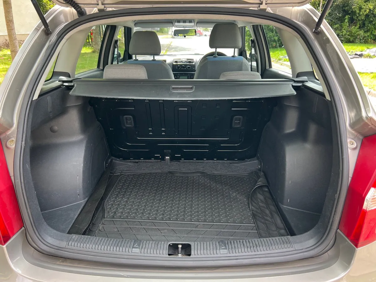 Skoda Fabia 1.2 Combi,102K,Like Brand New.Full His - Image 2
