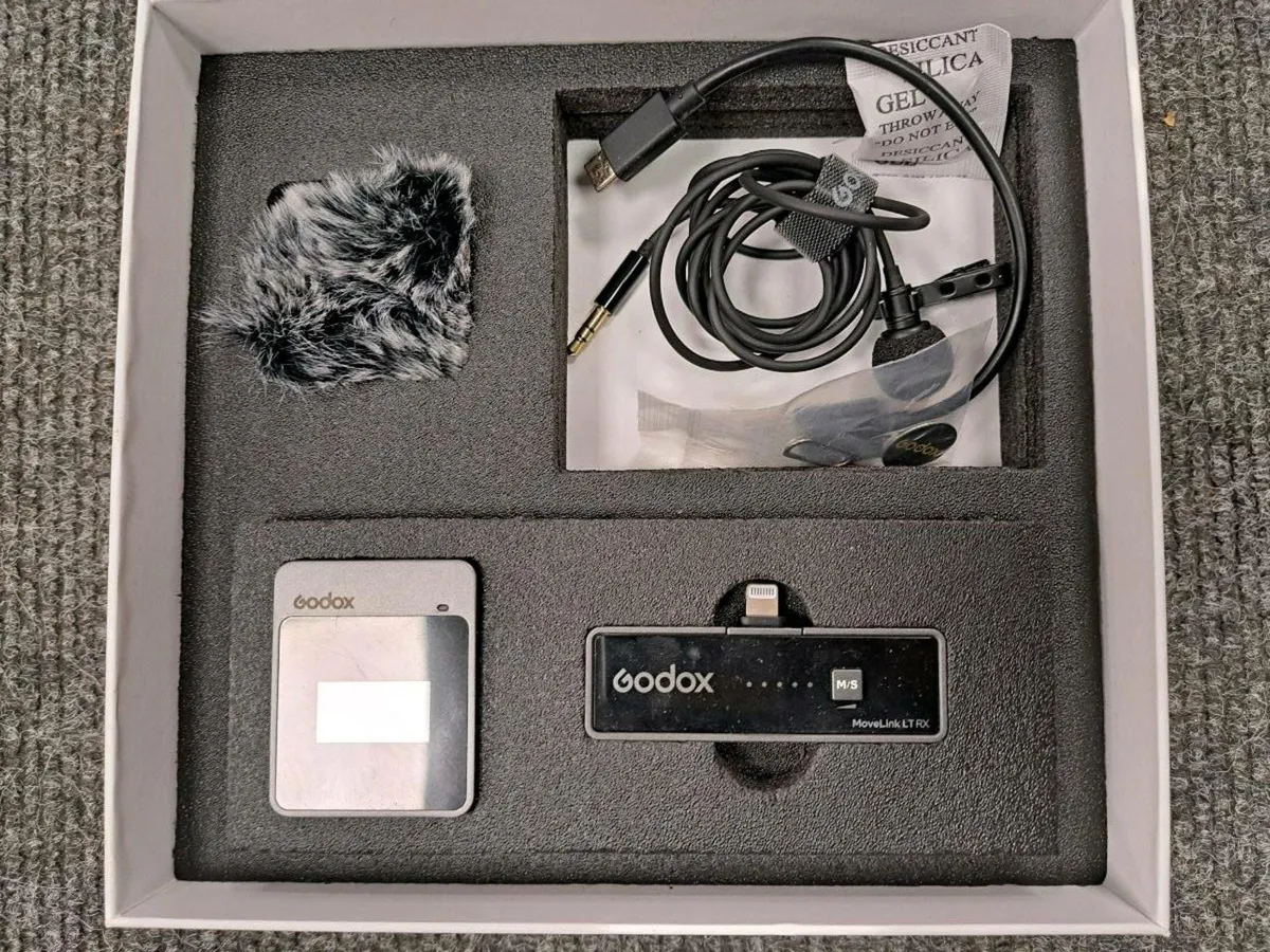 WIRELESS MIC FOR PHONES - Image 2