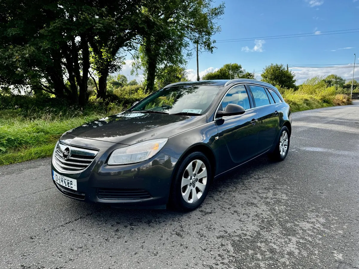 Insignia 2.0D 6Spd Estate 2013 *NCT Today & Tax* - Image 4