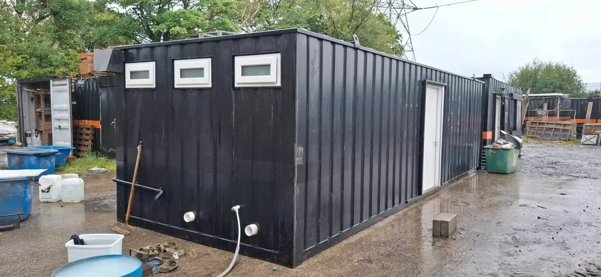 40ft Anti-Vandal Site Container with Toilet Block - Image 1