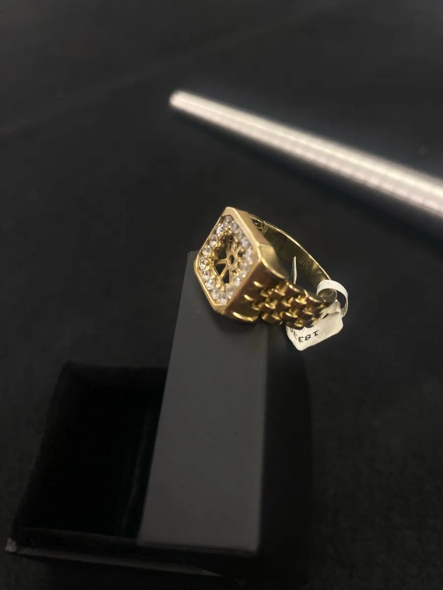 9ct Gold Ring CZ 9k - Image 3
