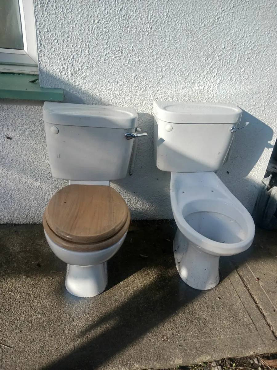 Toilets - Image 2