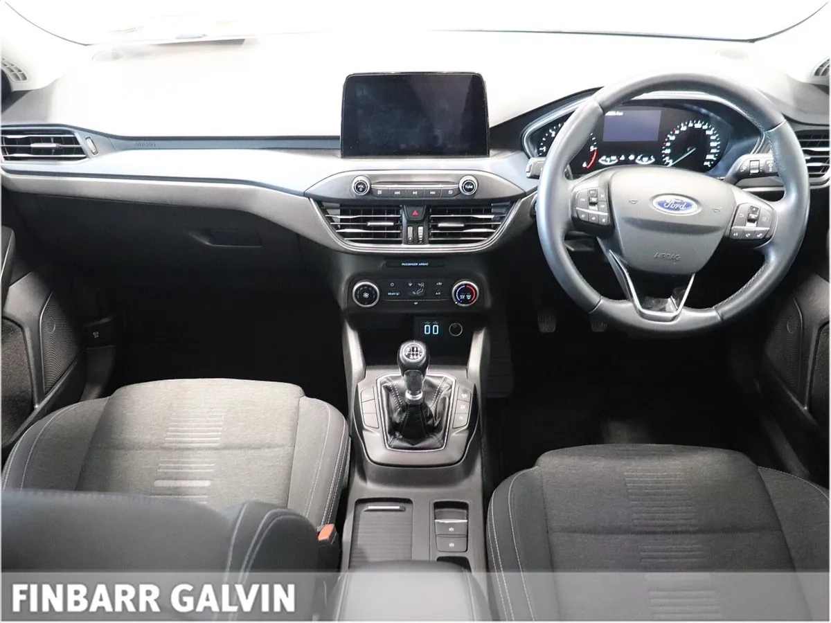 Ford Focus 1.5 TDCI  ACTIVE CROSS  ESTATE - Image 4