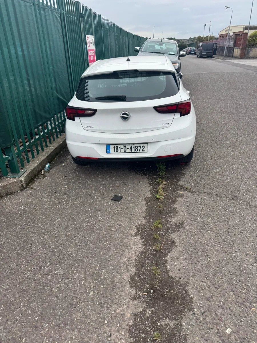 Opel Astra van - Image 2