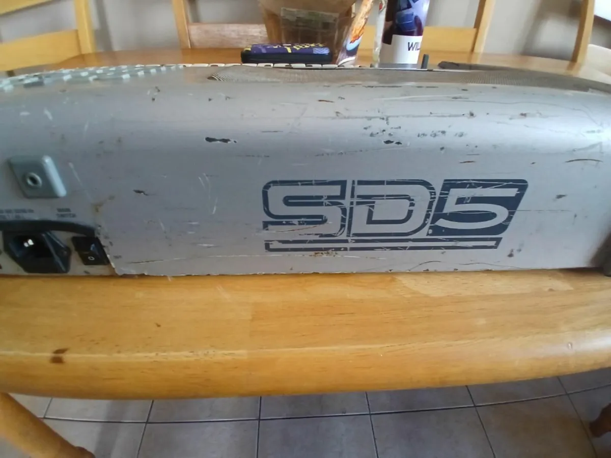 Ketron sd5 fully loaded with irish and country - Image 2