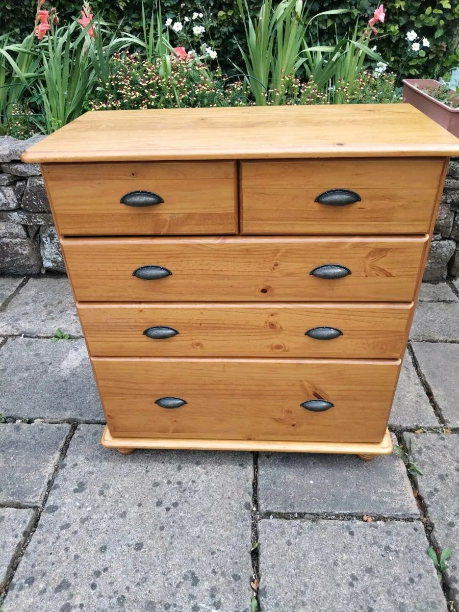 Pine Chest of Drawers - Image 1