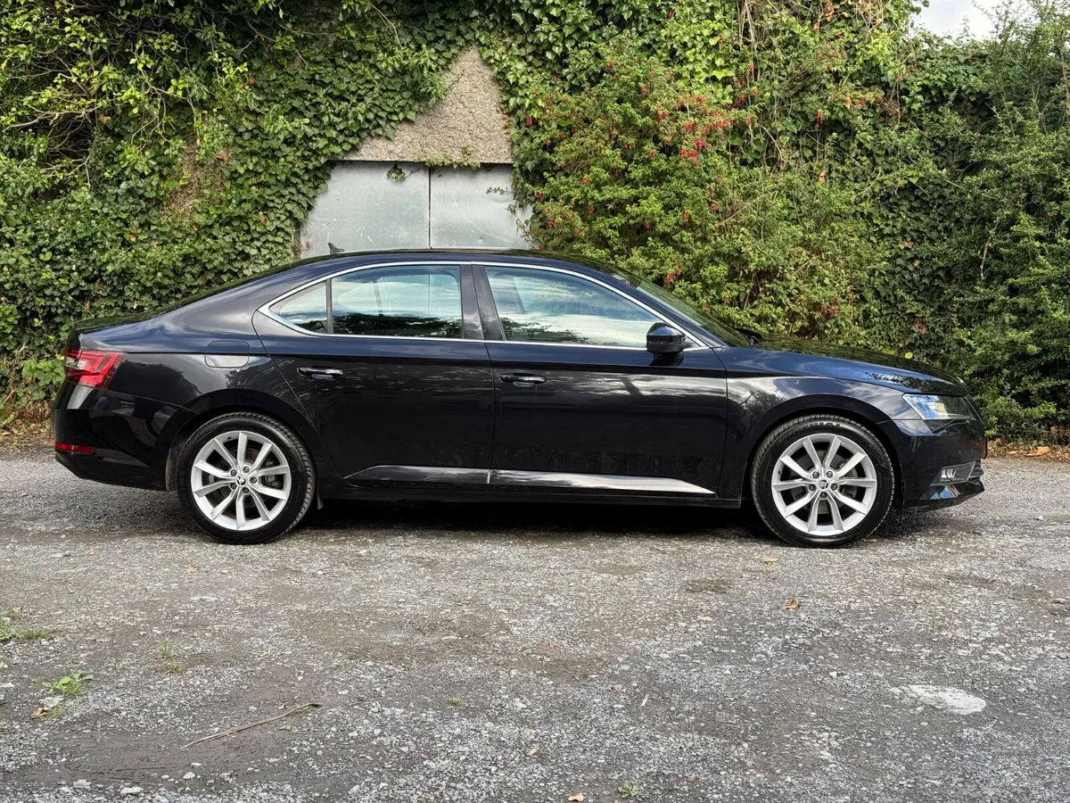 Skoda Superb 162 87kms!!! - Image 3