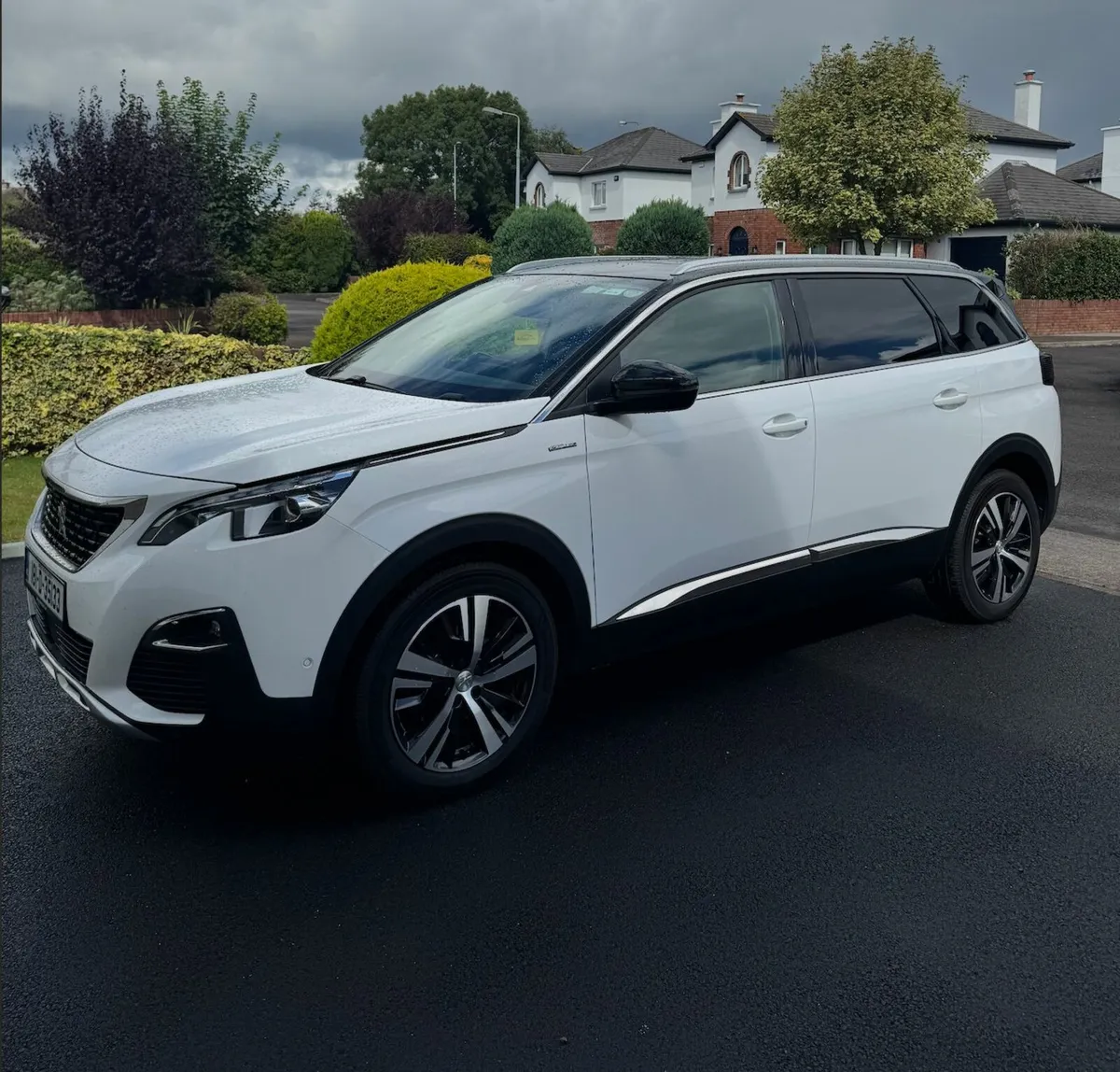 Peugeot 5008 2018 - Image 1