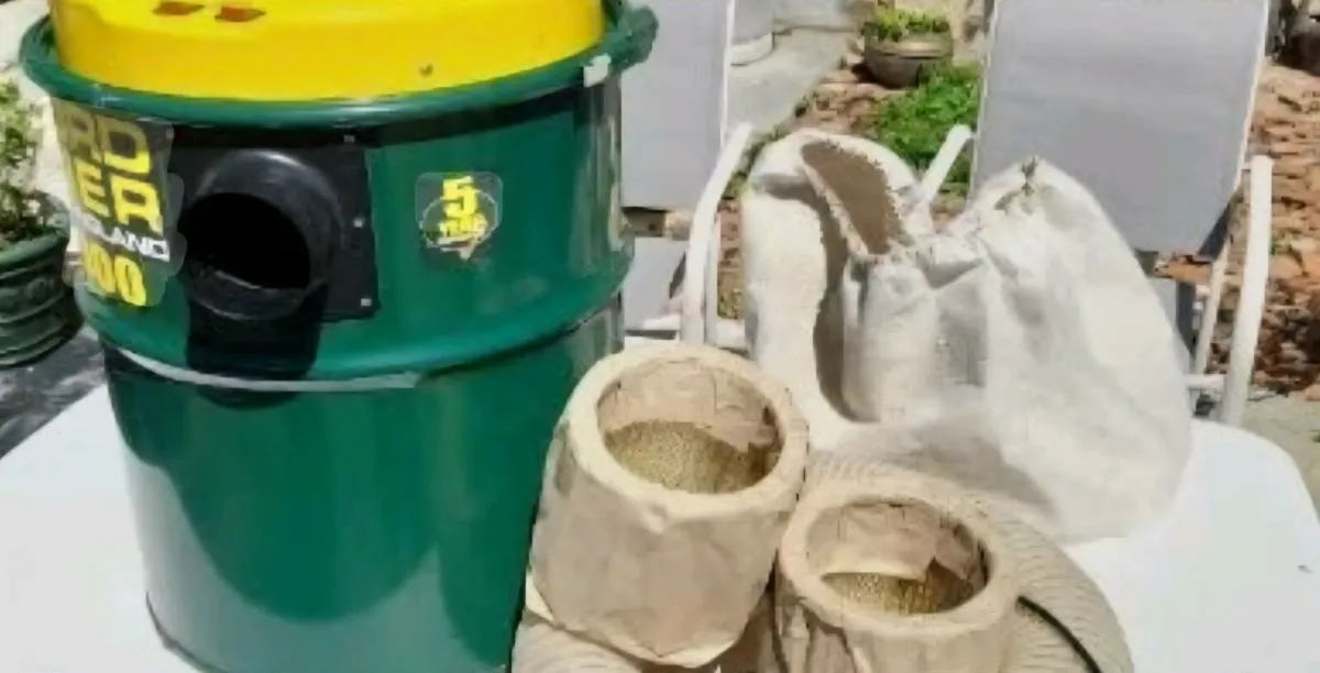 Dust Extractor - Image 2