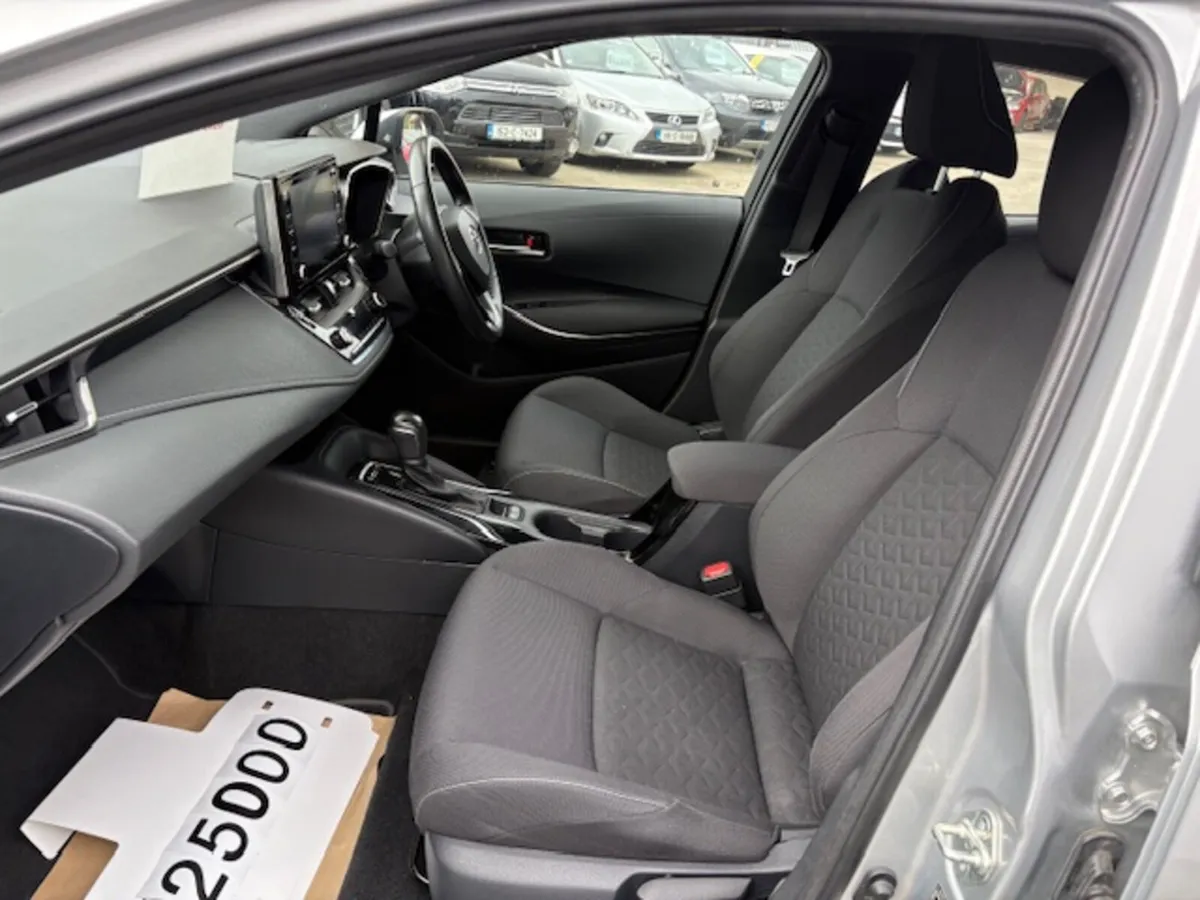 Toyota Corolla 2023 Hybrid Automatic Hatchback - Image 3