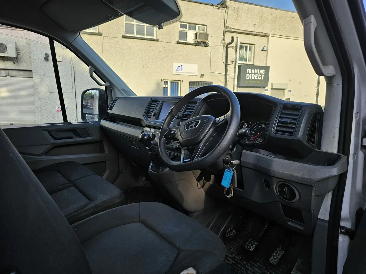 Man vw crafter long wheel base - Image 3