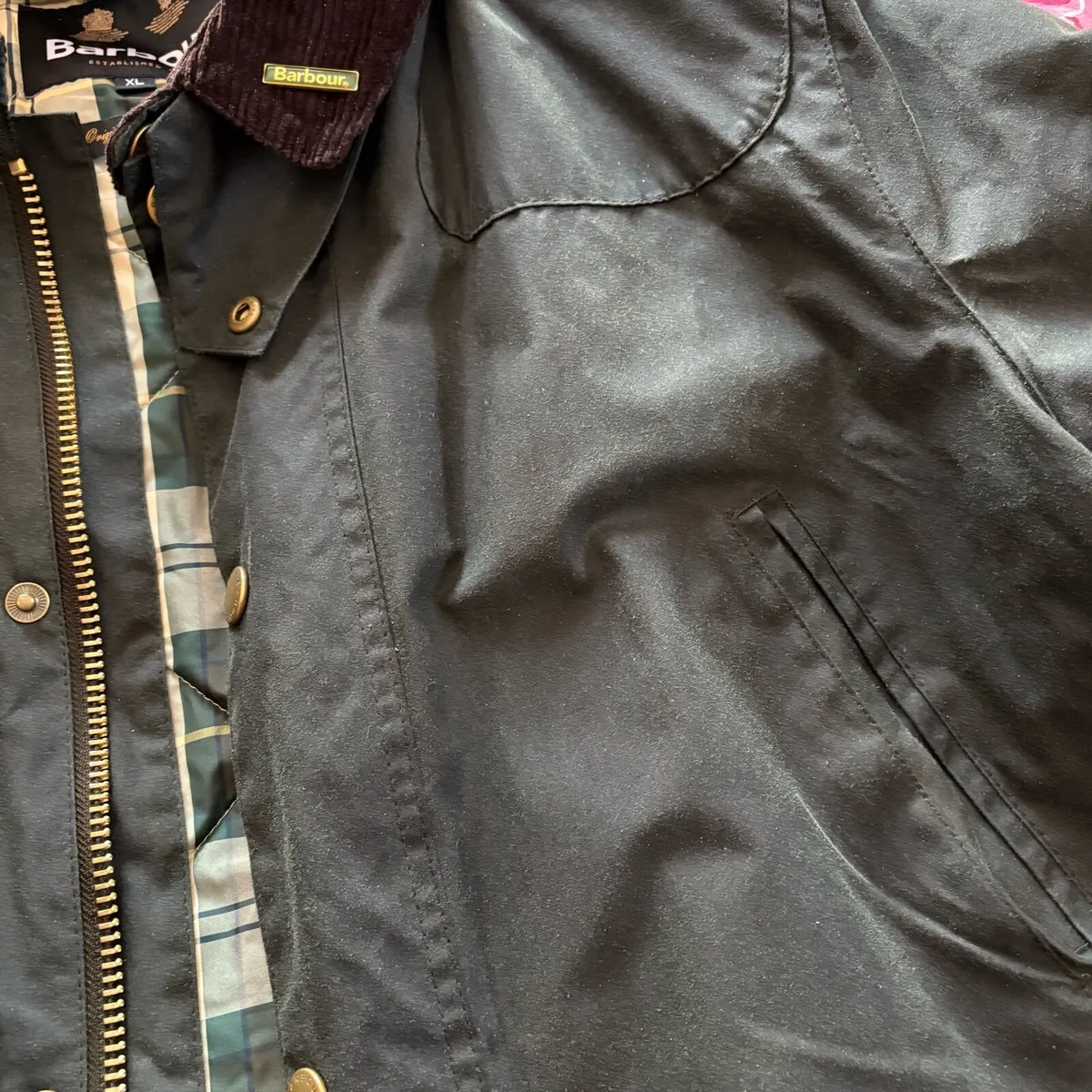 Barbour Reelin Wax Jacket - Image 4