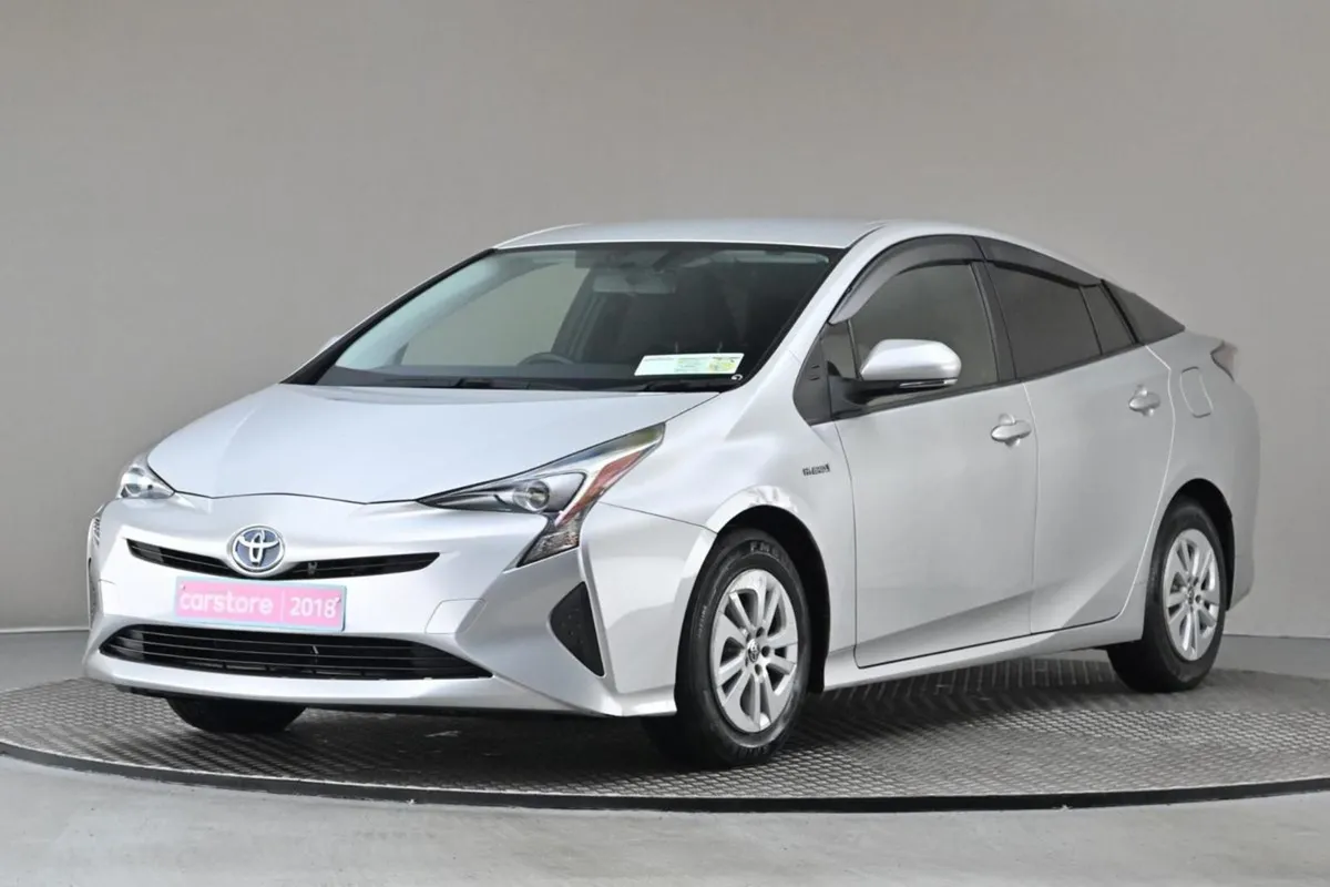 Toyota Prius 1.8 Hybrid  1years Warranty - Image 3