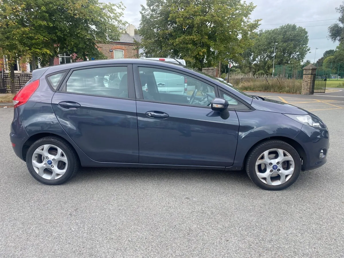 Ford Fiesta 2012 - Image 4