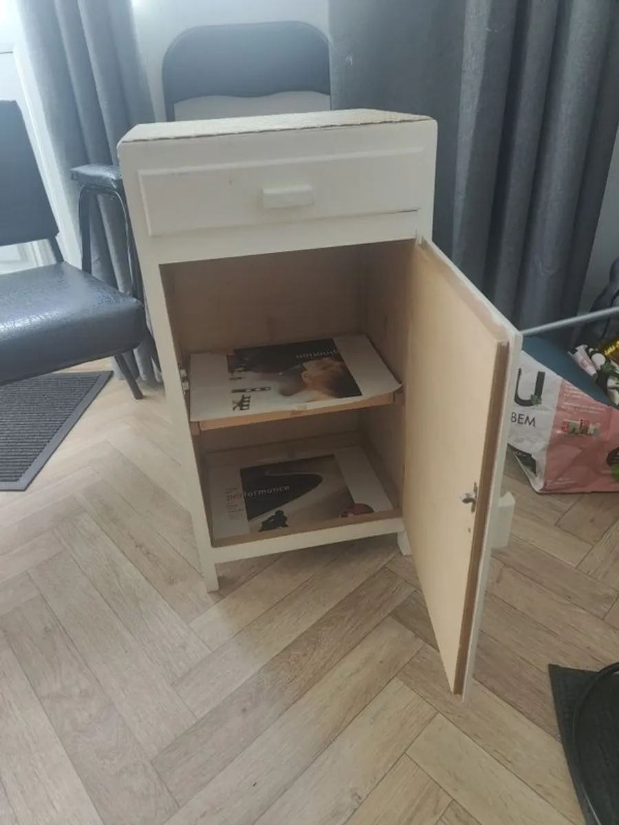 Bedside locker - Image 4