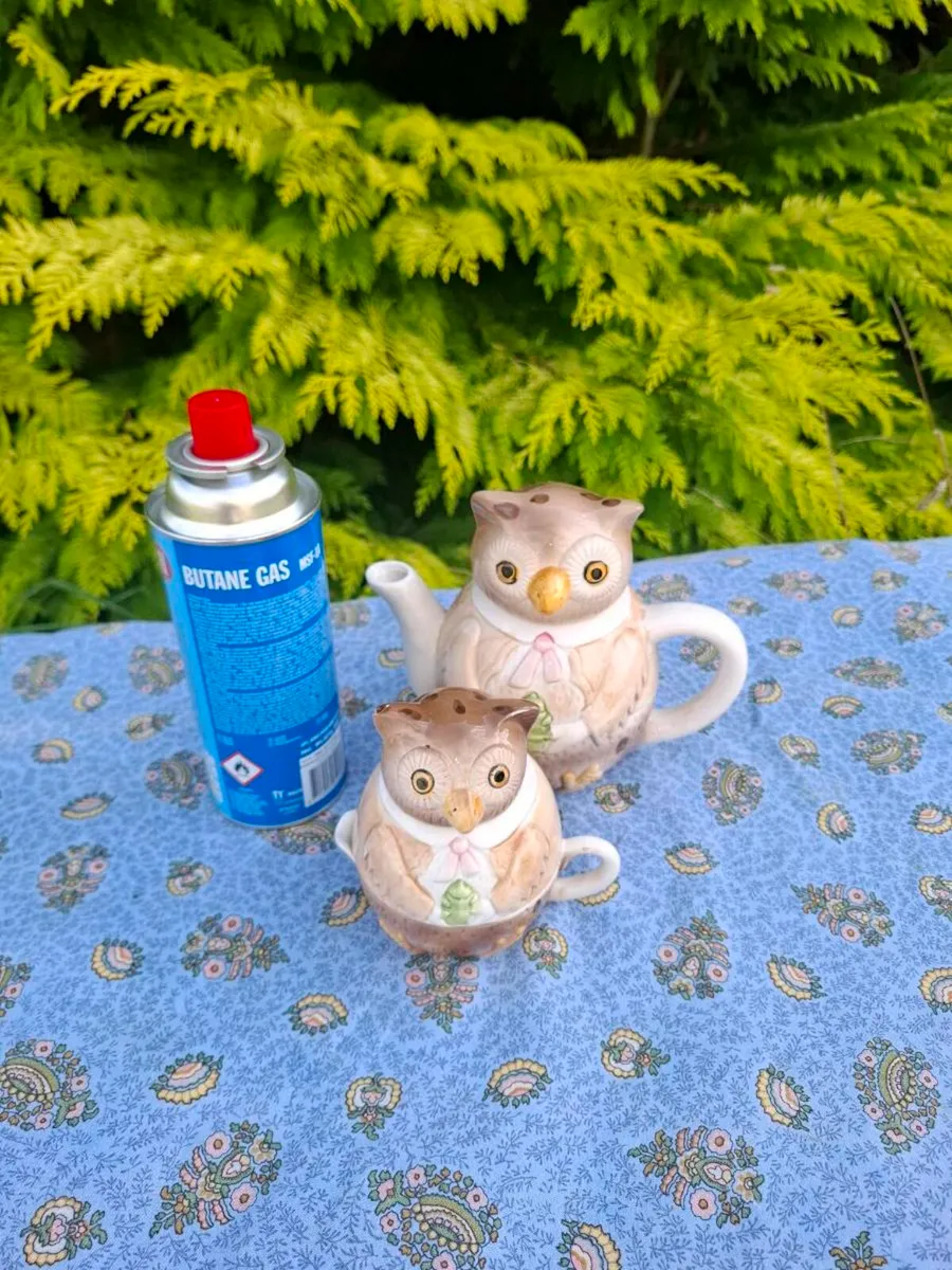 Owl tea set postage possible - Image 1