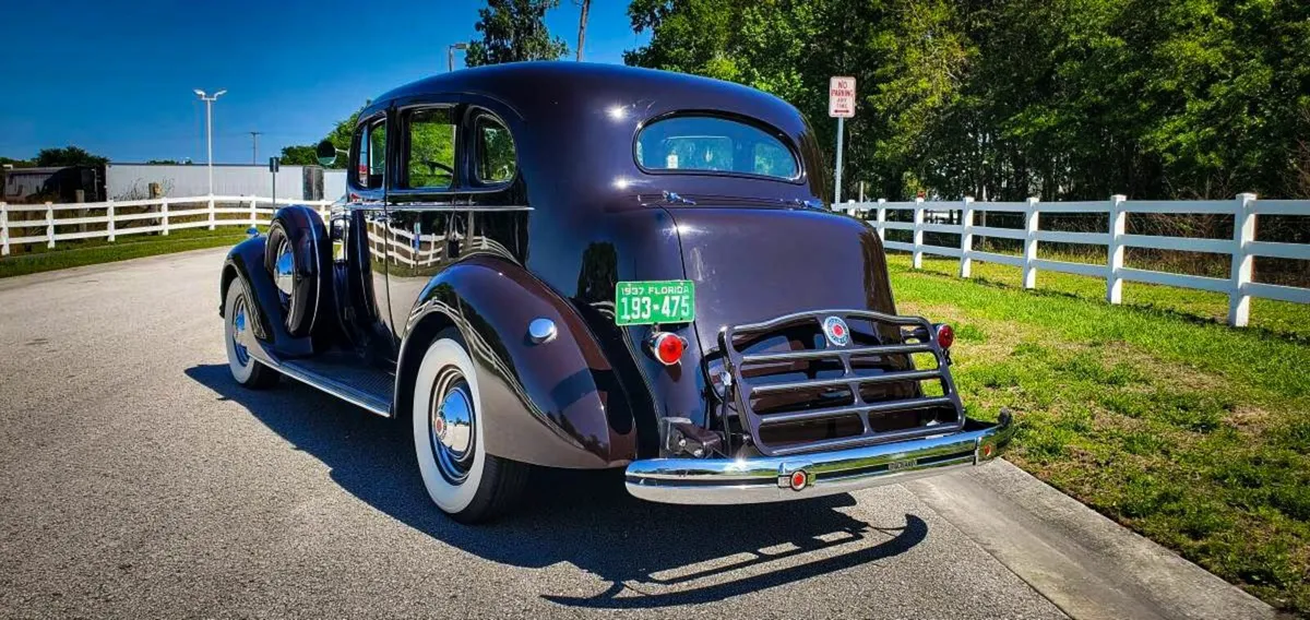 1937 Packard 120-C Touring Sedan - Image 3