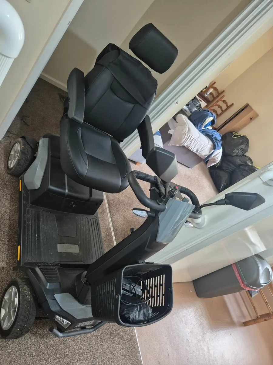 Mobility scooter & Careco riser recliner chair - Image 3