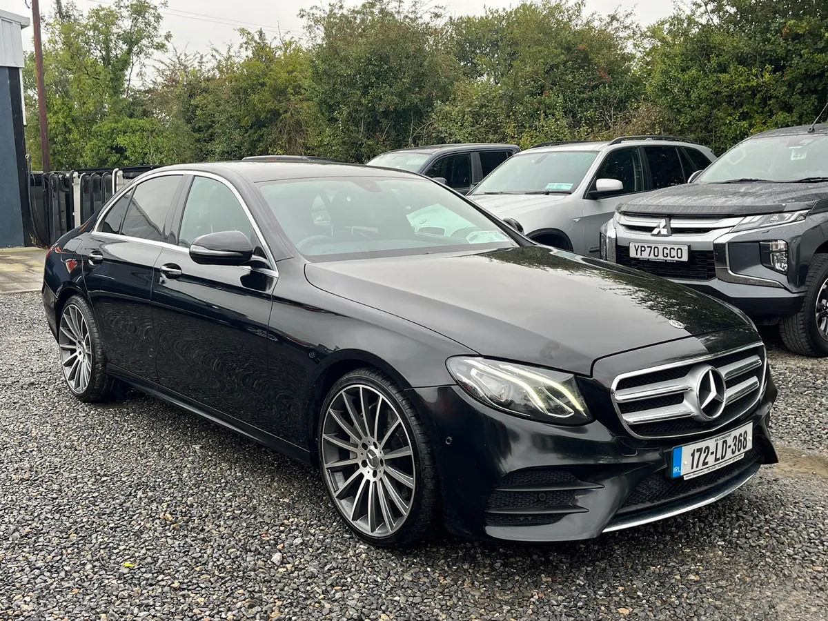 2017 MERCEDES-BENZ E220 AMG LINE - Image 1
