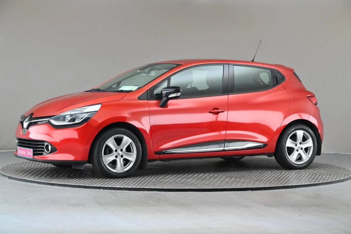 Renault Clio 1.2 5spd 75bhp Dynamique NAV - Image 4