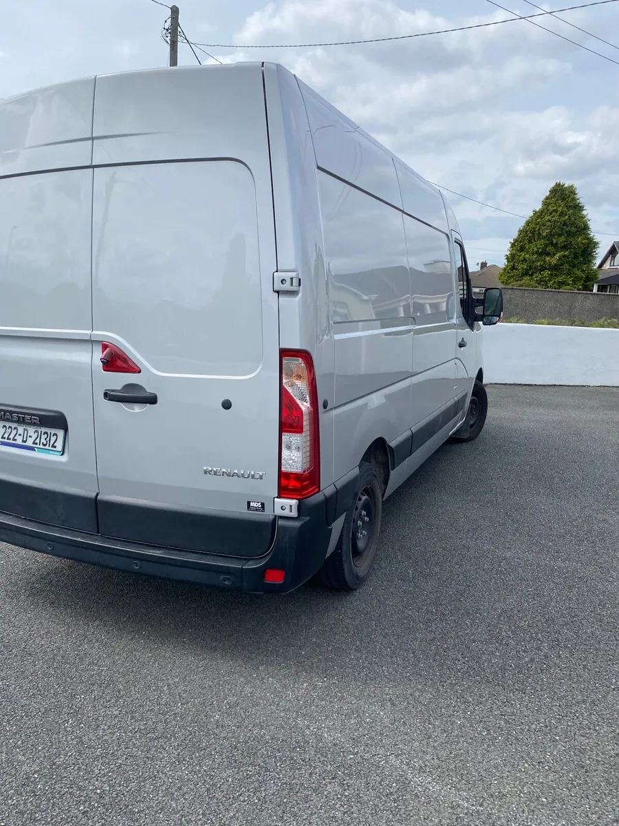 Renault Master 2022 - Image 2