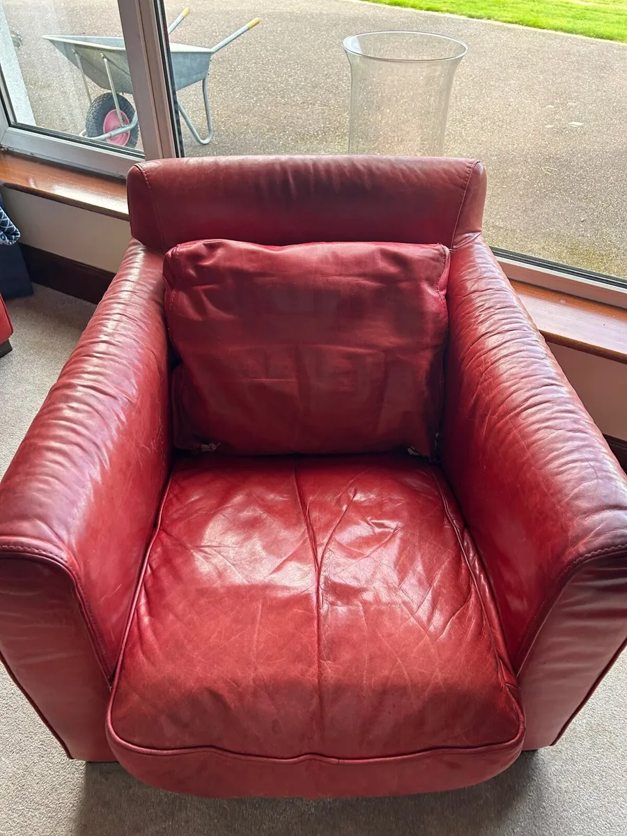 sofa - Image 1