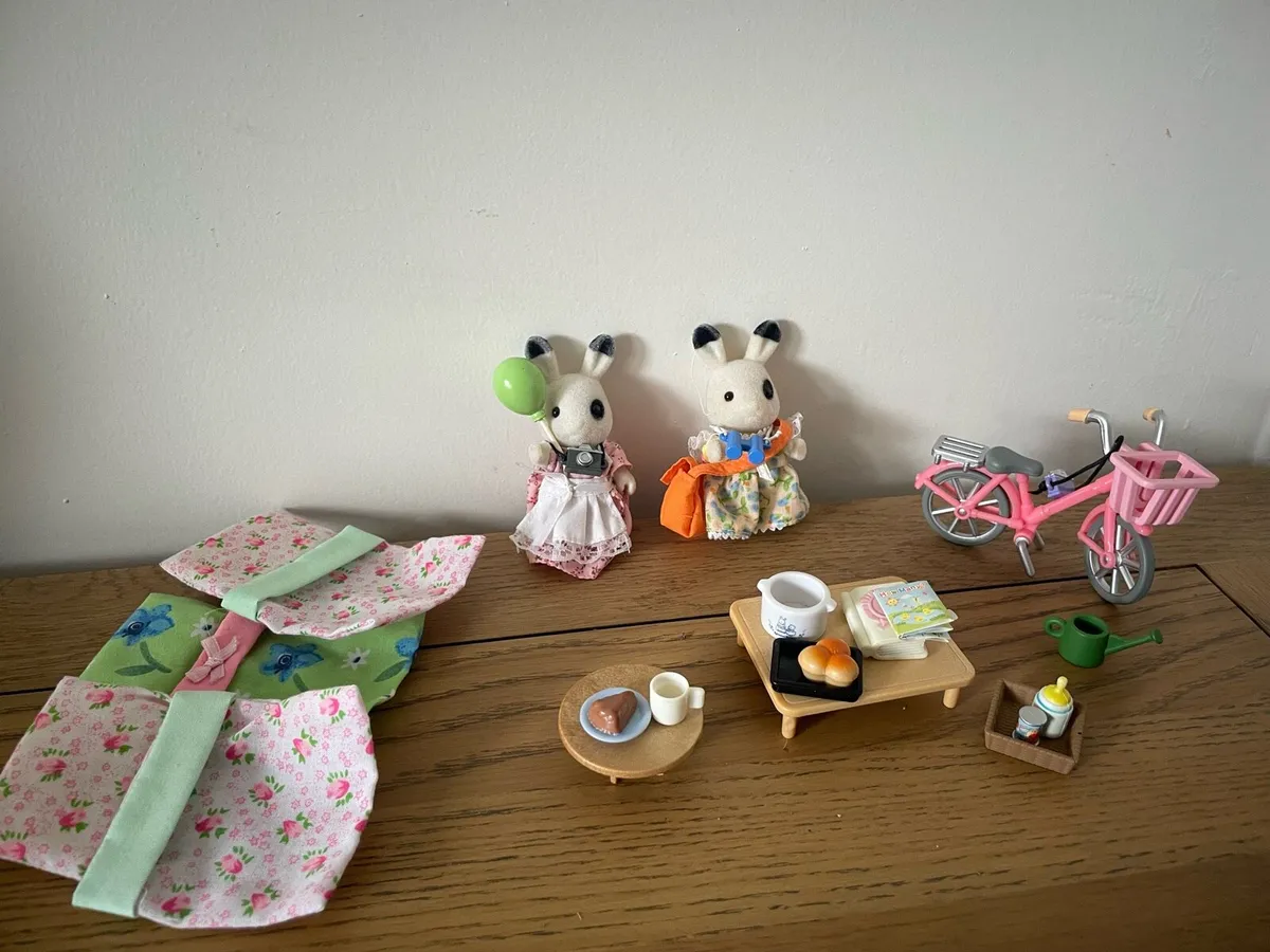 Sylvanian Family Accessories - Image 1