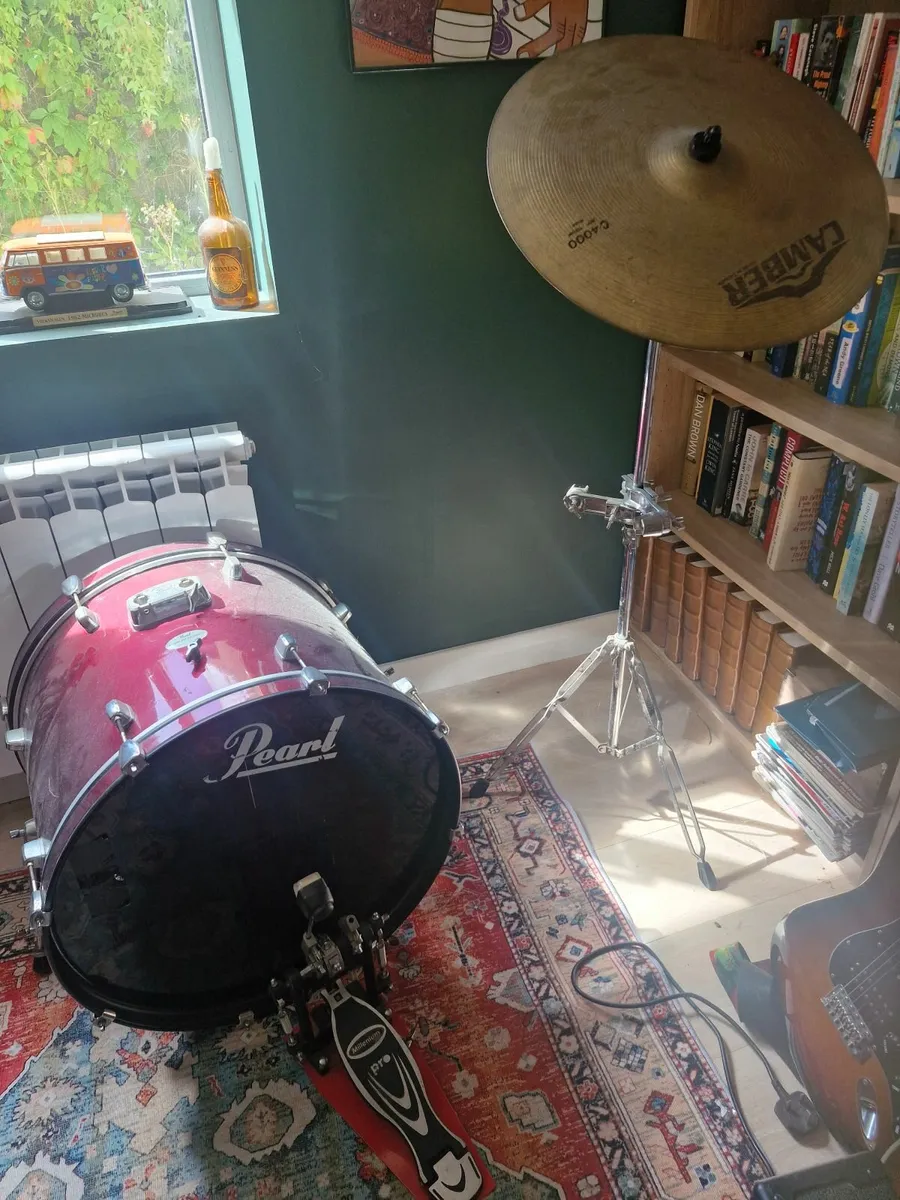 Bass Drum and pedal, cymbal and stand - Image 1