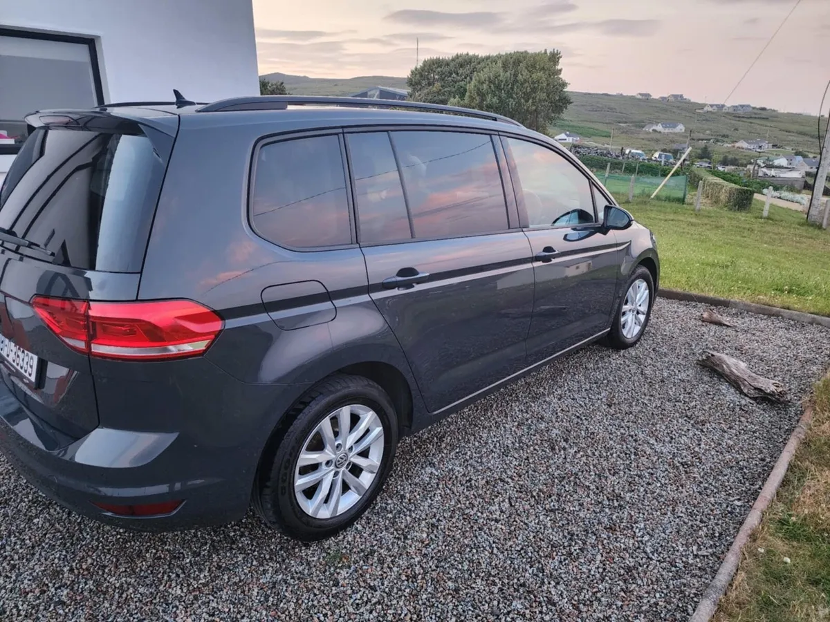 2018 Volkswagen Touran | 1.2 TSI | 7 Seater - Image 4