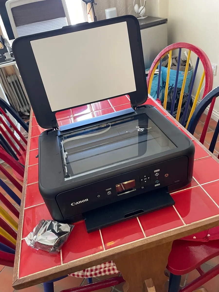 Canon TS5150 Printer + 540 XL black ink - Image 3