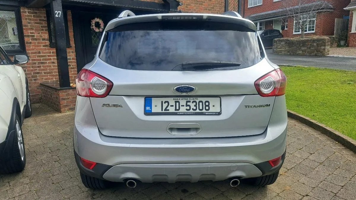 FORD KUGA 2.0D 4X4 2012 TITANIUM MODEL MINT - Image 2
