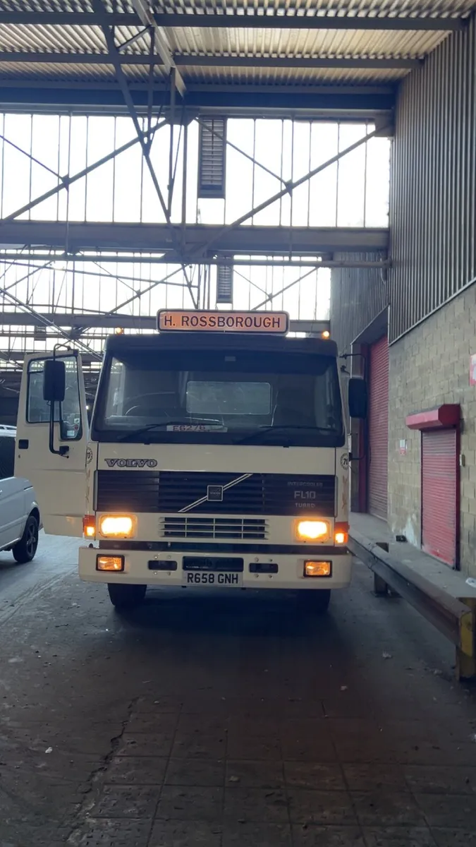 Volvo Other 1998 - Image 2