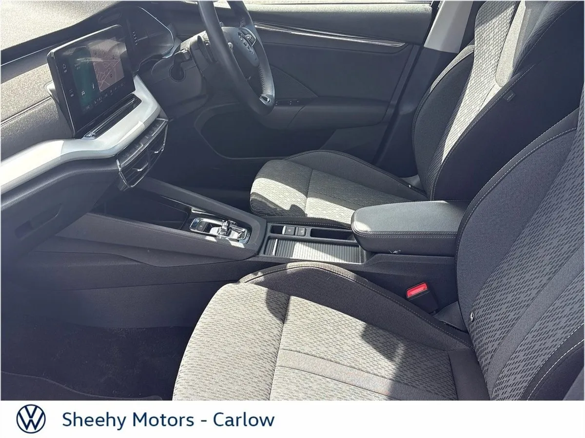 Skoda Octavia 1.0tsi Style Mhev 110HP DSG 4DR - Image 4