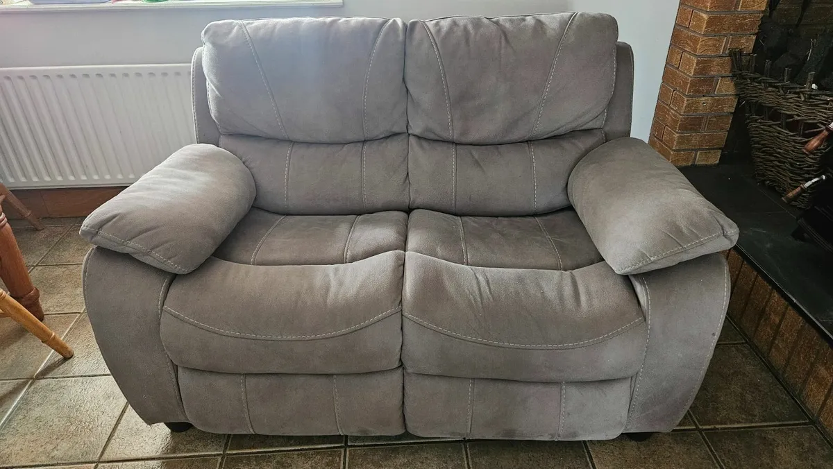 2 seater couch - Image 2